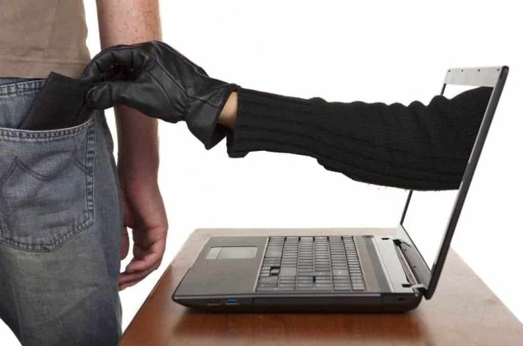 جمعه سیاه، تقلیدی ناقص و پرسود برای فروشندگان ایرانی!_61a45a9f775eb.jpeg