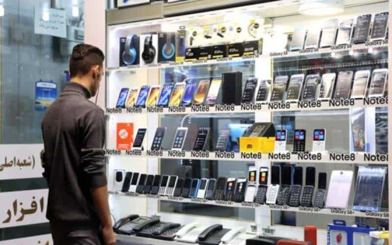 واردات گوشی موبایل ۸۵ درصد رشد کرد_6147284aa2a7d.jpeg